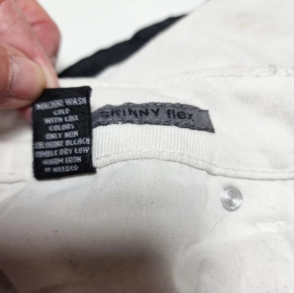 CJ Black Mens White Jeans 30x30 Skinny Flex‎ Zipper Accents